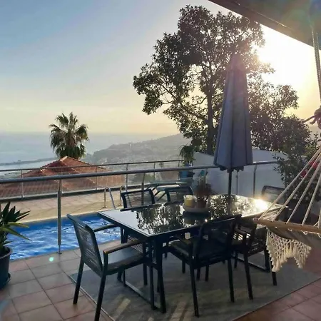 Beautiful And Spacious House To Enjoy Your Holiday home